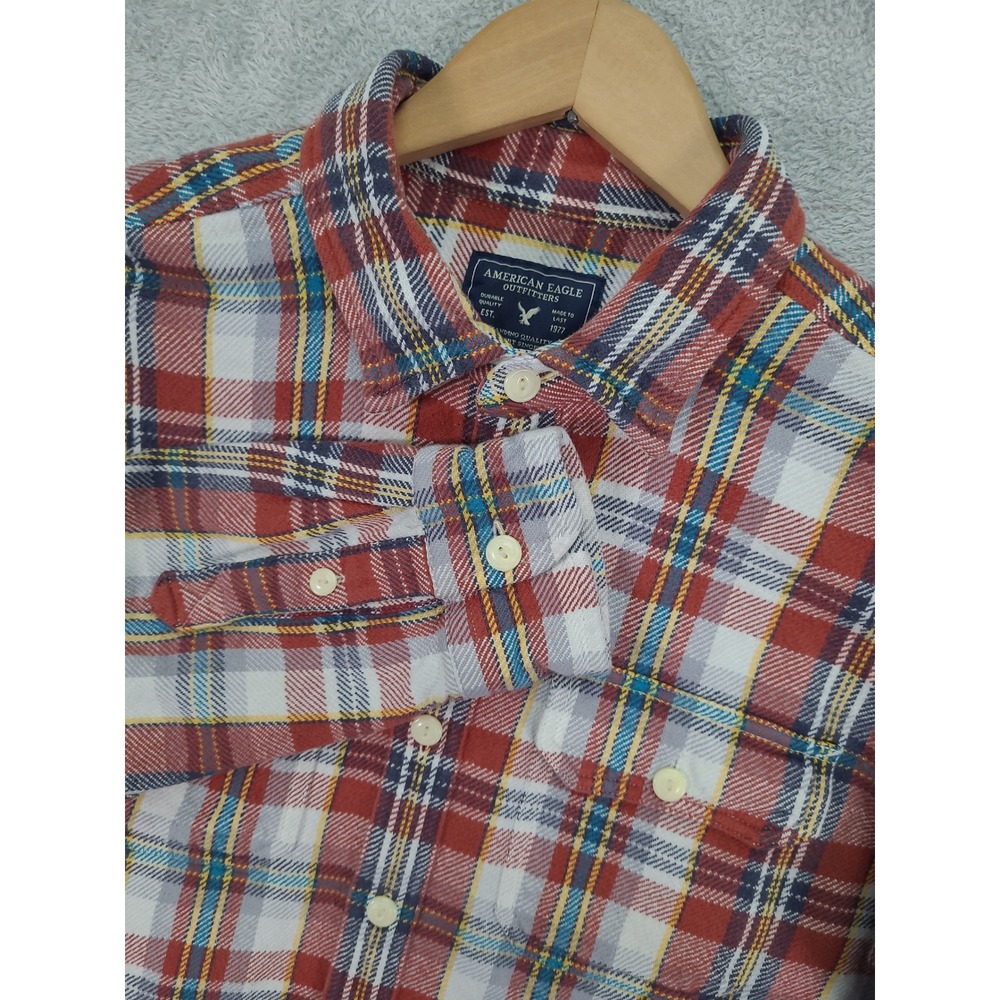 American Eagle Outfitters Mens Medium Red Plaid Heavy Flannel Button Down Shirt